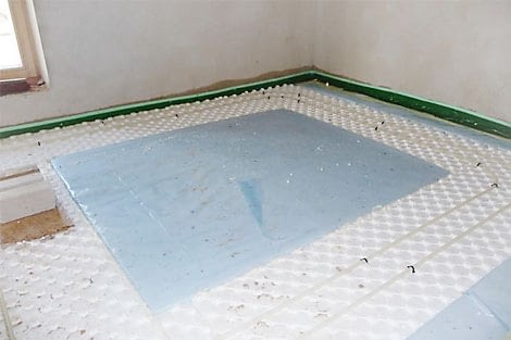 Rezervinis grindinis šiltinimas palei patalpos perimetrą
